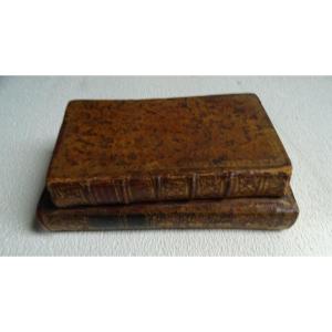 Anciens faux livres en cuir