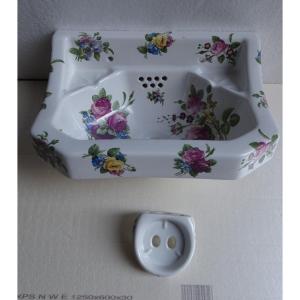 Porcelaine De Paris Small Sink And Soap Dish From The 1950s