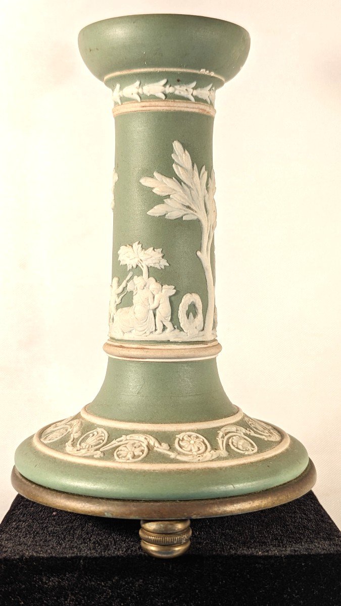 Bougeoir Wedgwood, monté sur bronze-Grès vert olive