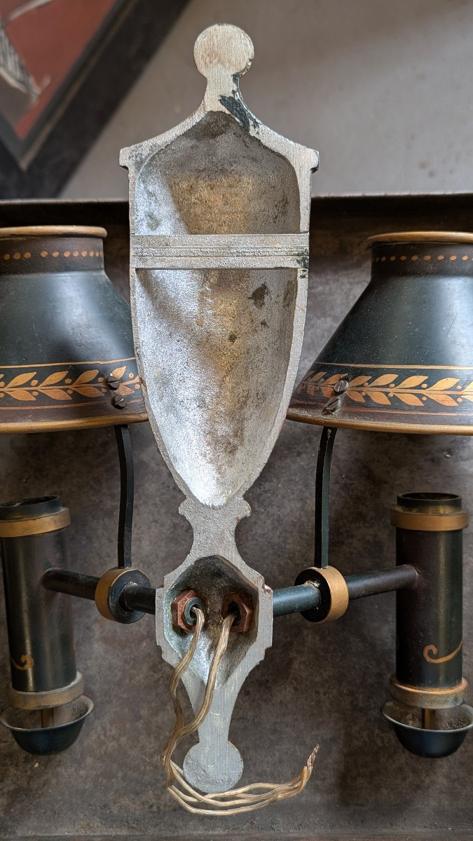 Pair Of Directoire Style Wall Lights, In Cast Aluminum And Painted Sheet Metal - Quinquets-photo-4