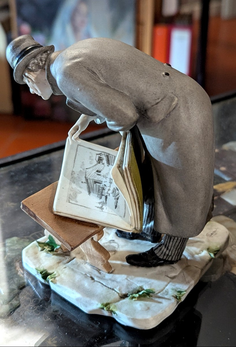 Le Collectionneur de gravures-Figurine en biscuit peint-photo-2