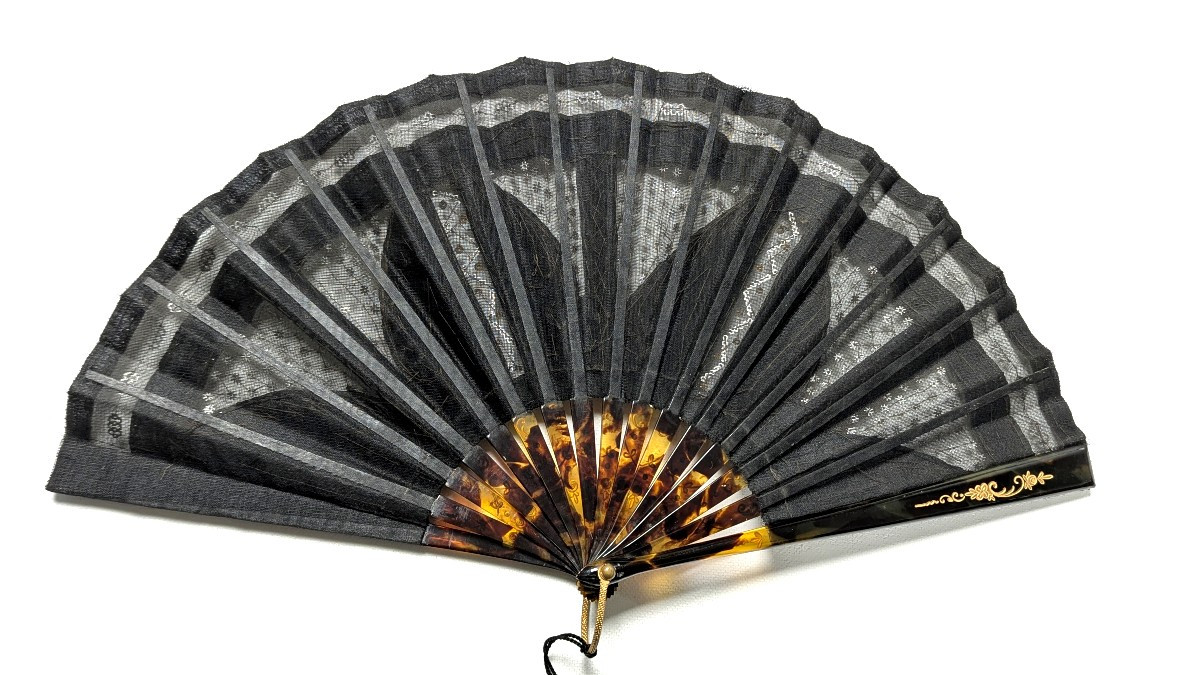 Tortoiseshell Fan With Inlays And Gold Sequins - 19th Century-photo-1