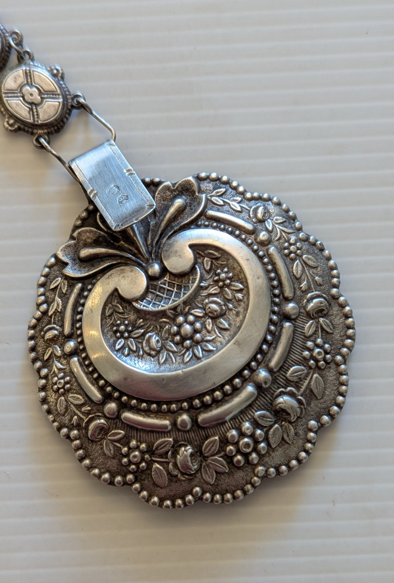 Grosse boucle de cape en argent massif, 19ème-Bijou-Costume-photo-2