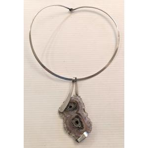 Collier Design, en argent massif et pierre, signé Vic Max