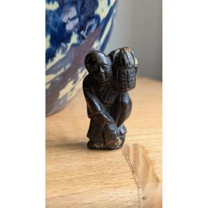 Netsuké, en corne brune-Objet ethnique, asiatique