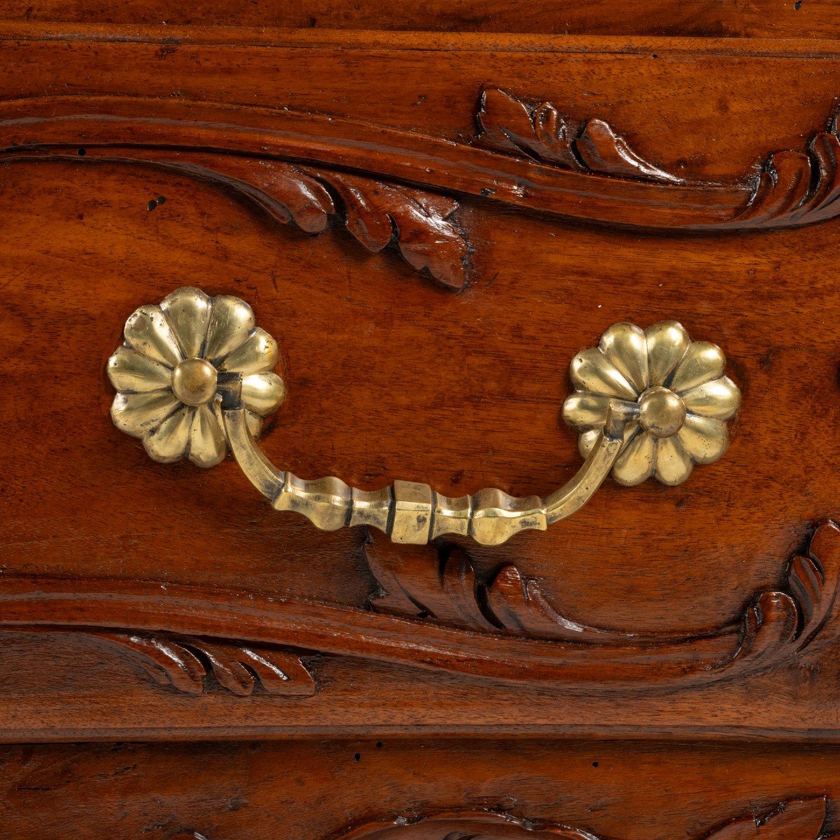Provencal Chest Of Drawers In Walnut Eighteenth Century-photo-4