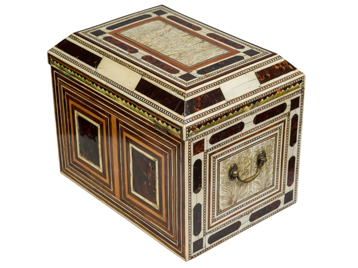 17th-century Indo-portuguese Cabinet-photo-1