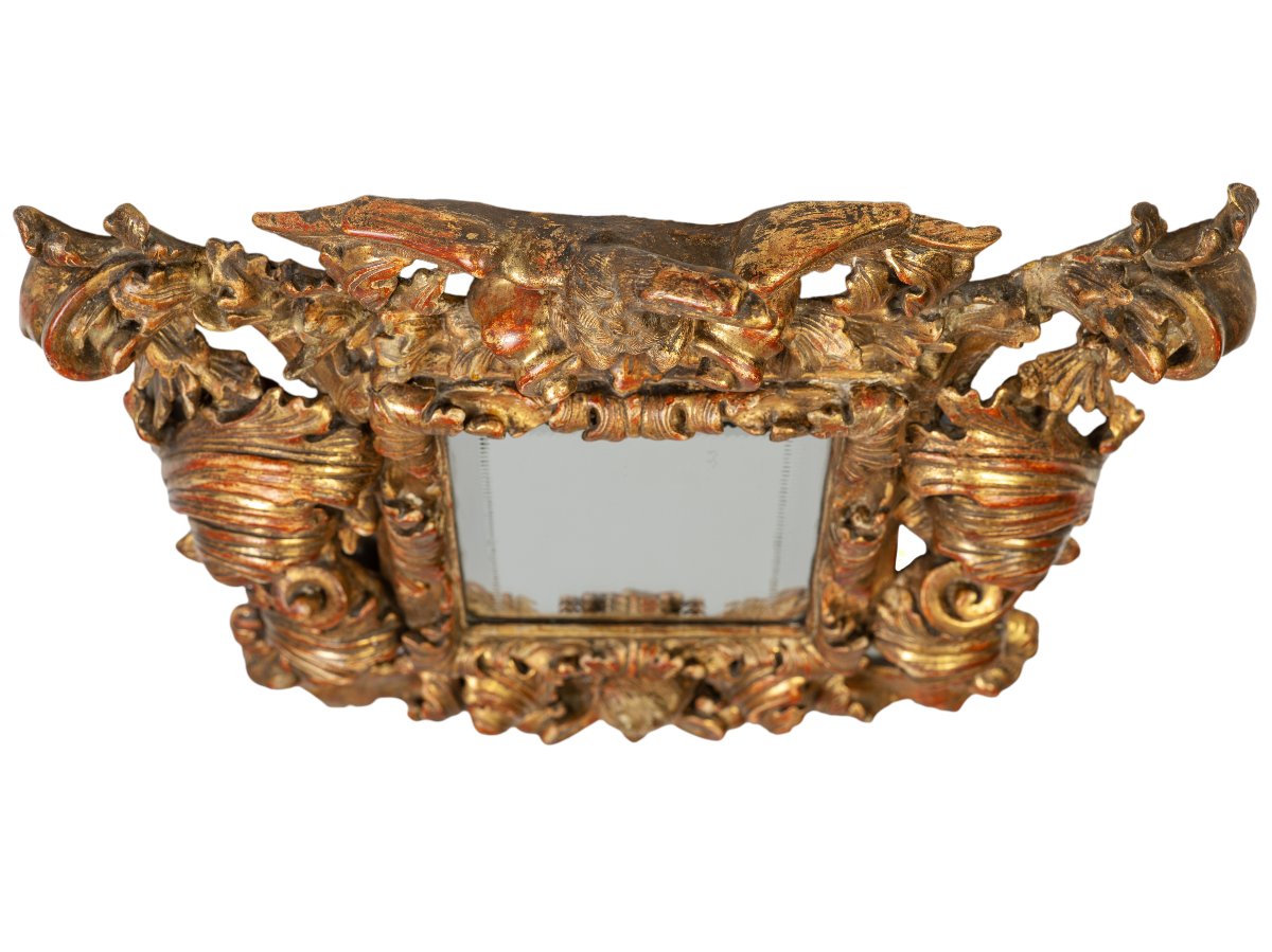 Miroir Italien en bois doré du XVIIe siècle.-photo-2