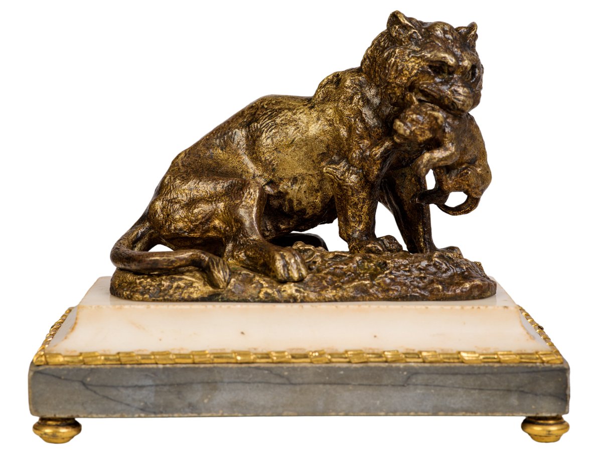 Pair Of Bronze Lions    Early 19th Century-photo-4