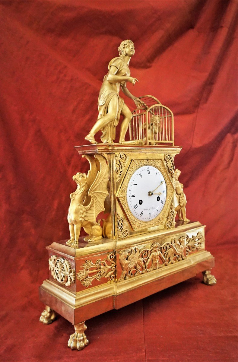 Pendule En Bronze Doré  Epoque Empire-photo-2