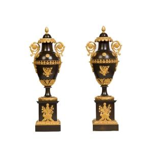 Pair Of Covered Vases In Patinated And Gilded Bronze, Restoration Period