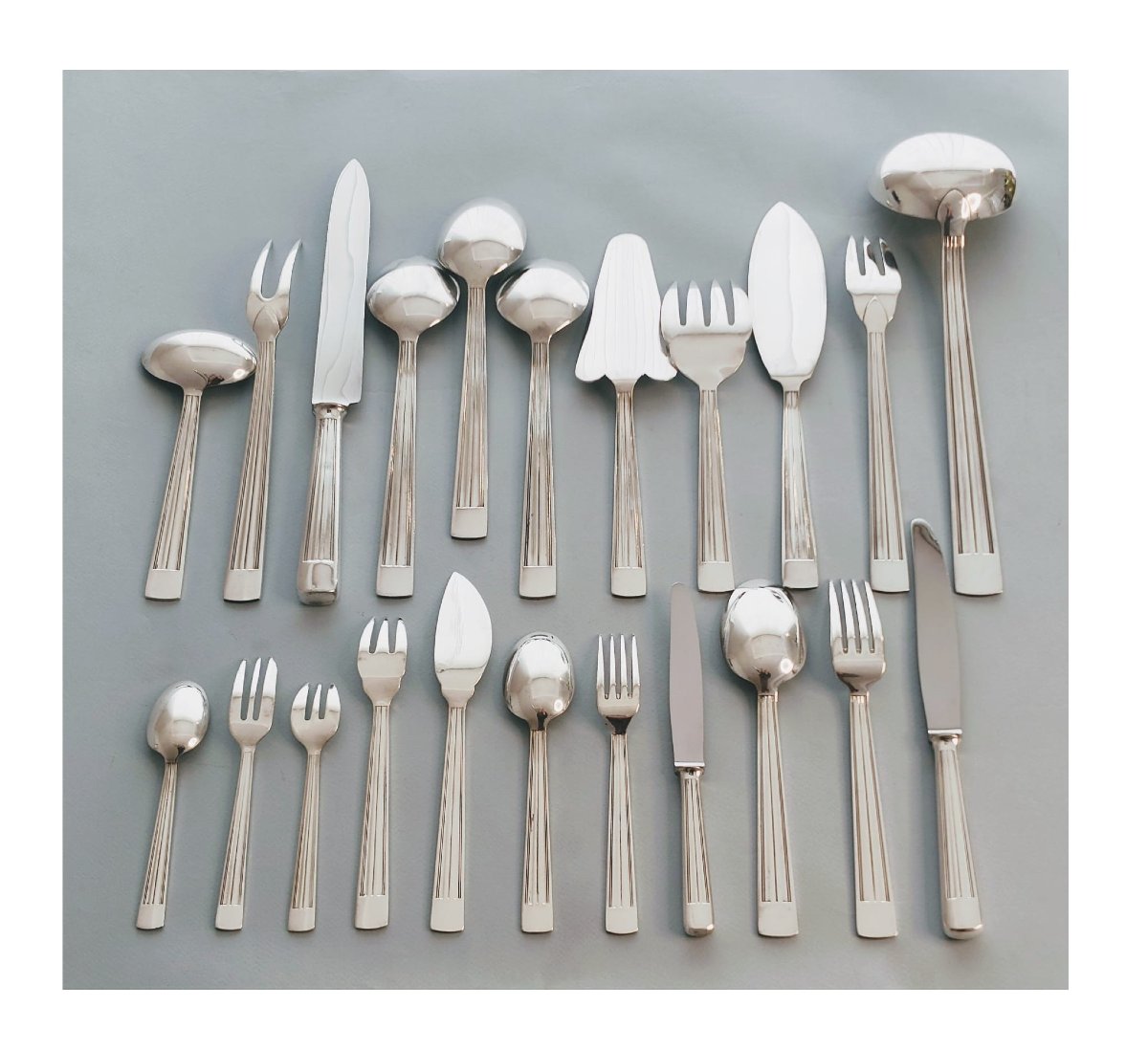 Christofle Mira ménagère art deco de 142 pièces  ondulation -photo-2