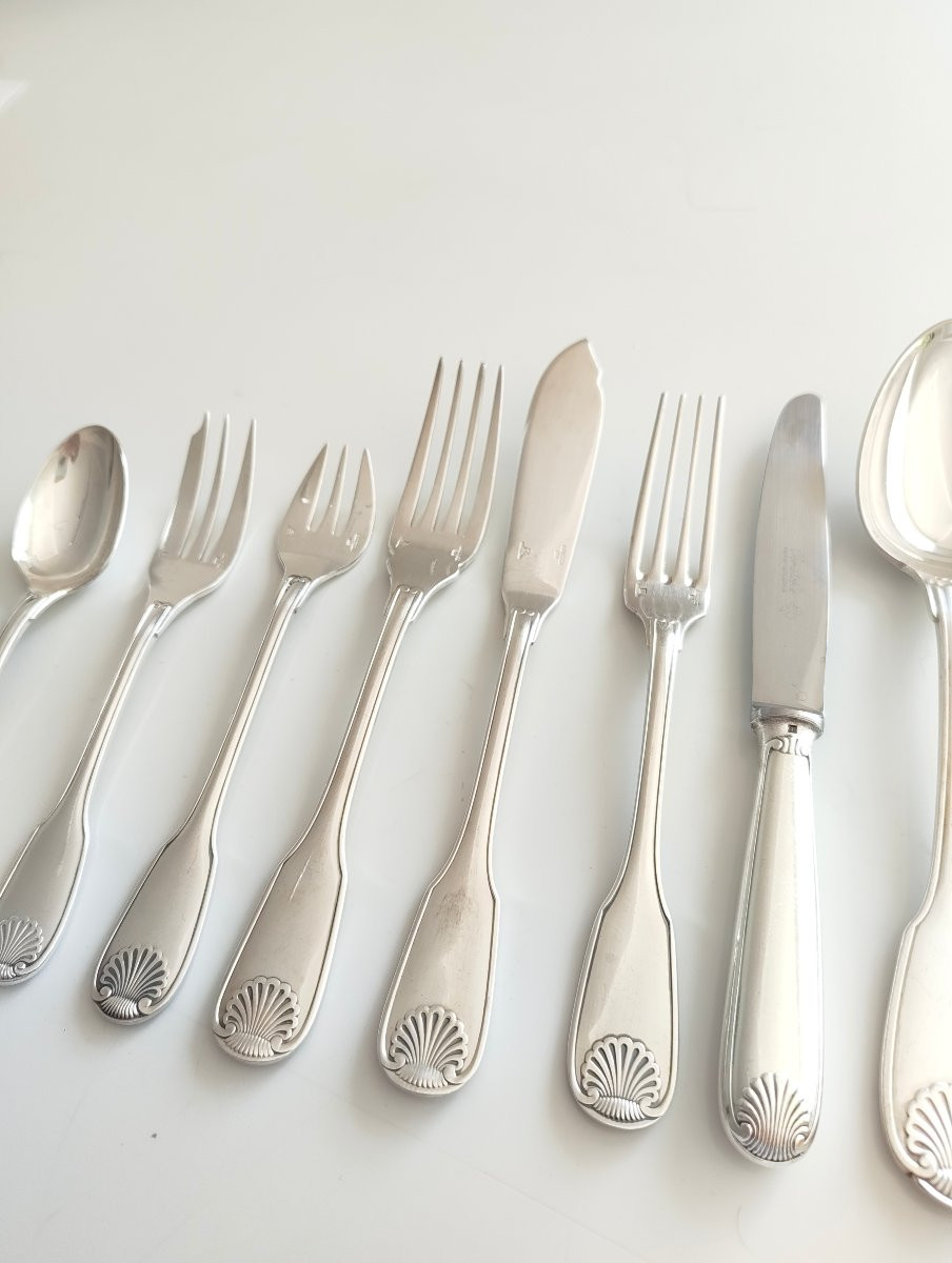 Christofle 233-piece Silver-plated Metal Ménagère Shell-photo-3