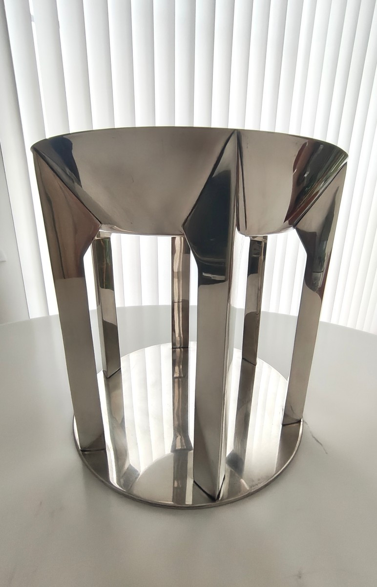 Emilio Ambasz Modernist Centerpiece Circa 1990 In Silver-plated Metal