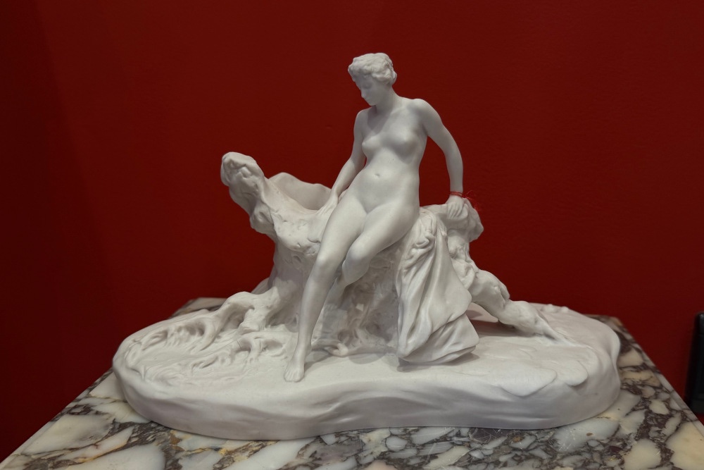 Biscuit Sèvres Baigneuse "aubé"