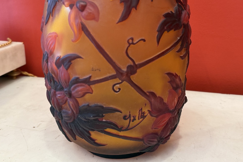 Rare 20th-century Blown-molded Gallé Vase -photo-2