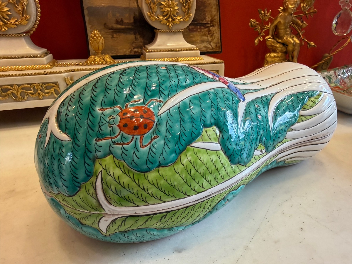 Porcelain Box With A Lid Featuring Chinese Cabbage, 20th Century  