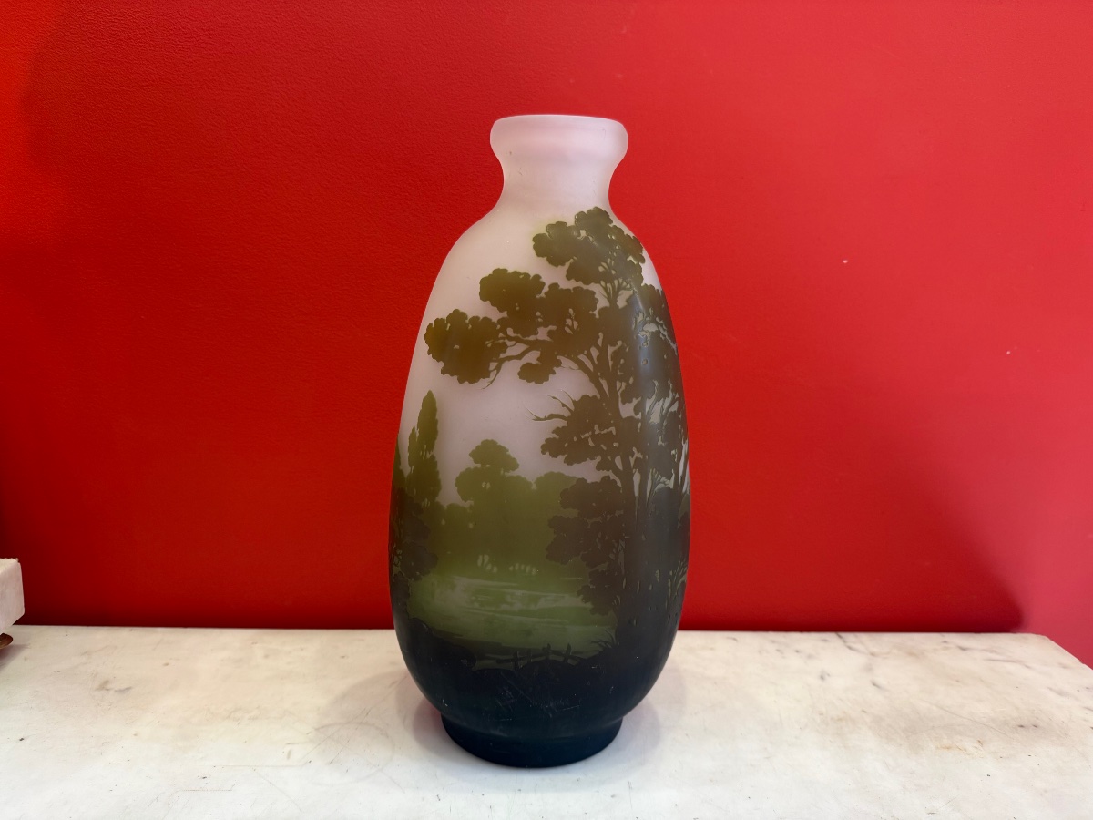 Vase Gallé, paysage aux arbres, XXème siècle