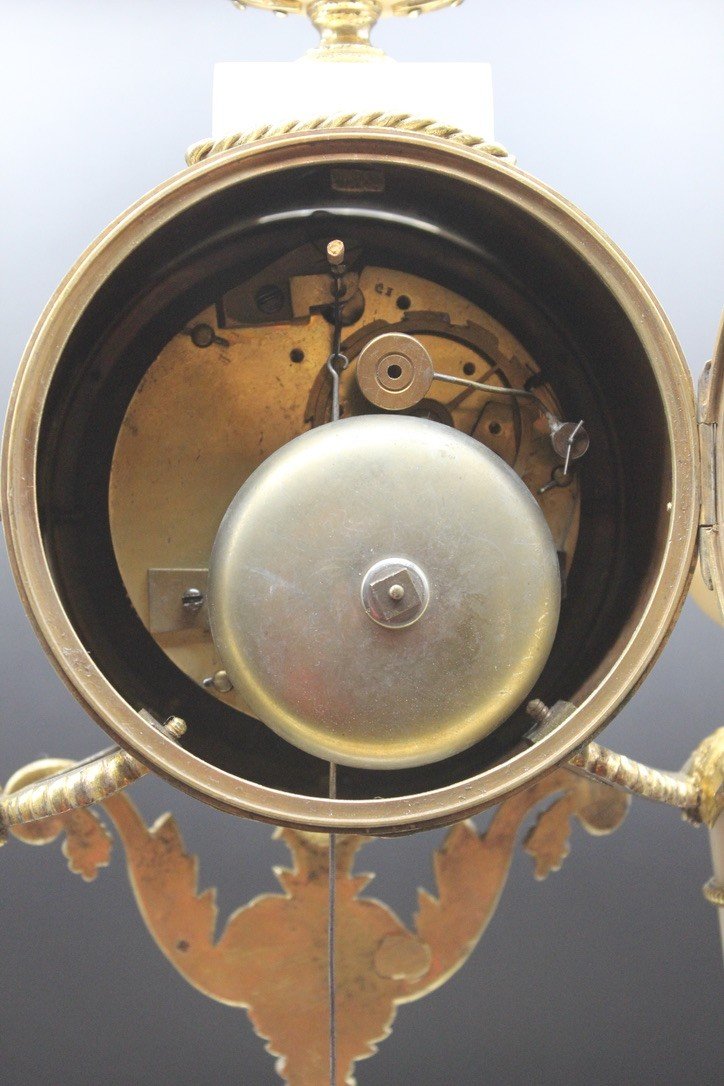Pendule Portique Fin d'époque Louis XVI En Marbre Et Bronze Doré -photo-4