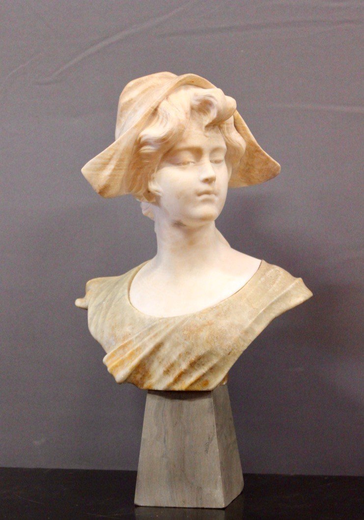 Buste De Jeune Fille En Albâtre à Deux Couleurs Vers 1900