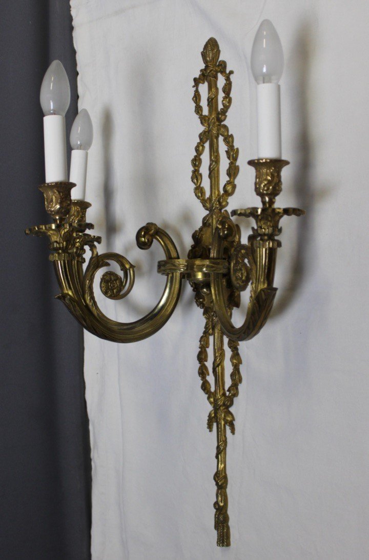 Important Pair Of Louis XVI Style Sconces In Bronze-photo-7