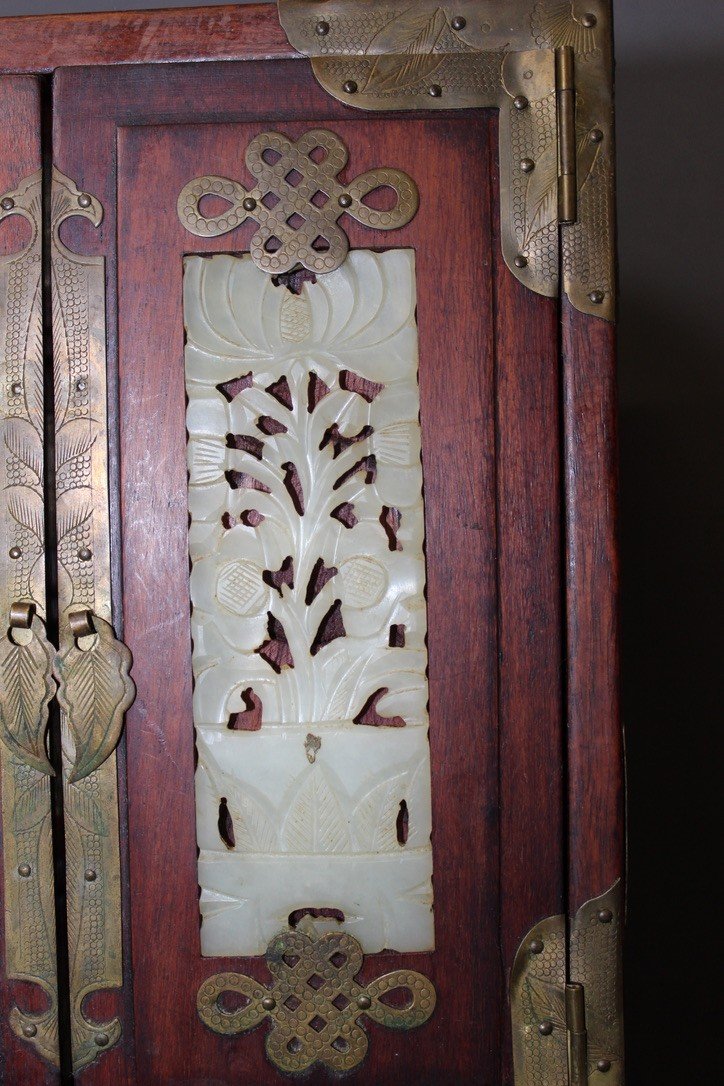Small Chinese Cabinet In Wood And Hard Stone 20th Century -photo-5