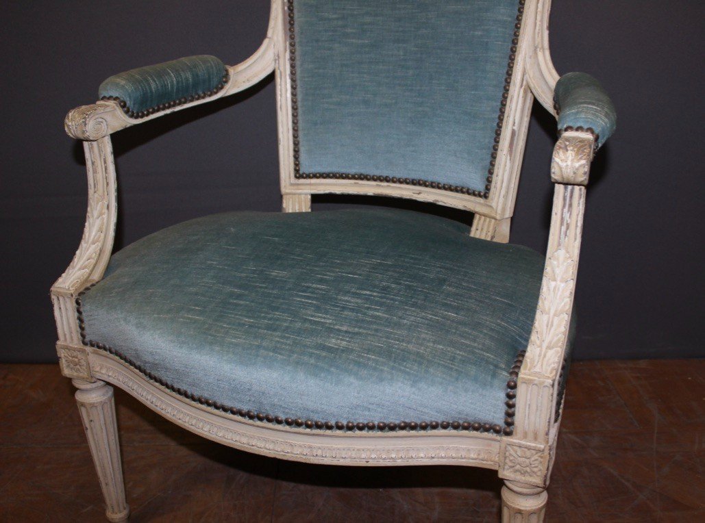 Paire De Fauteuils De Style Louis XVI En Noyer Laqué Blanc Vers 1900-photo-1