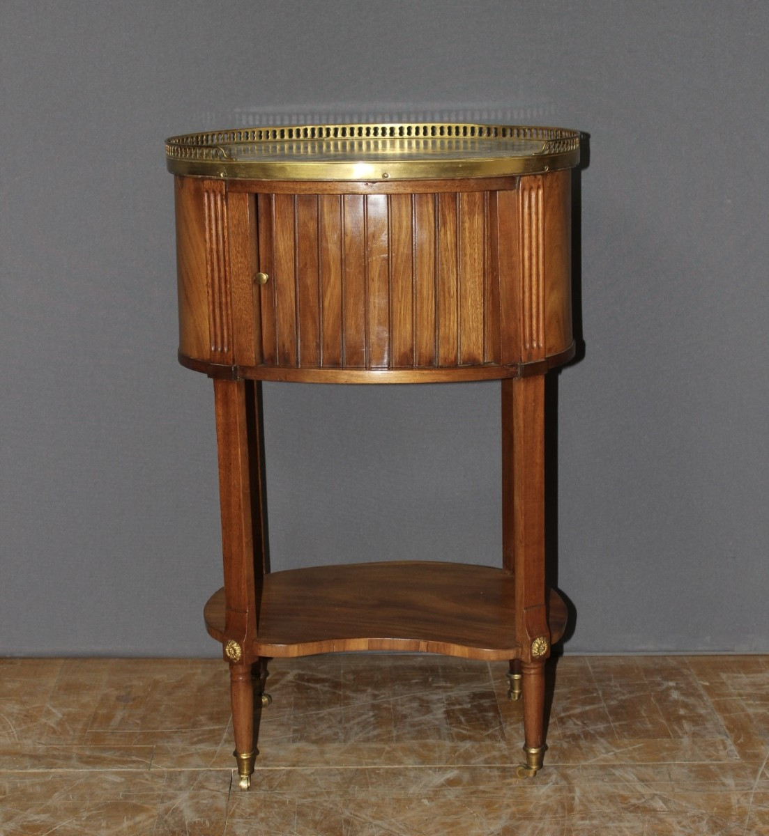 Table De Chevet Louis XVI En Acajou Fin XVIII