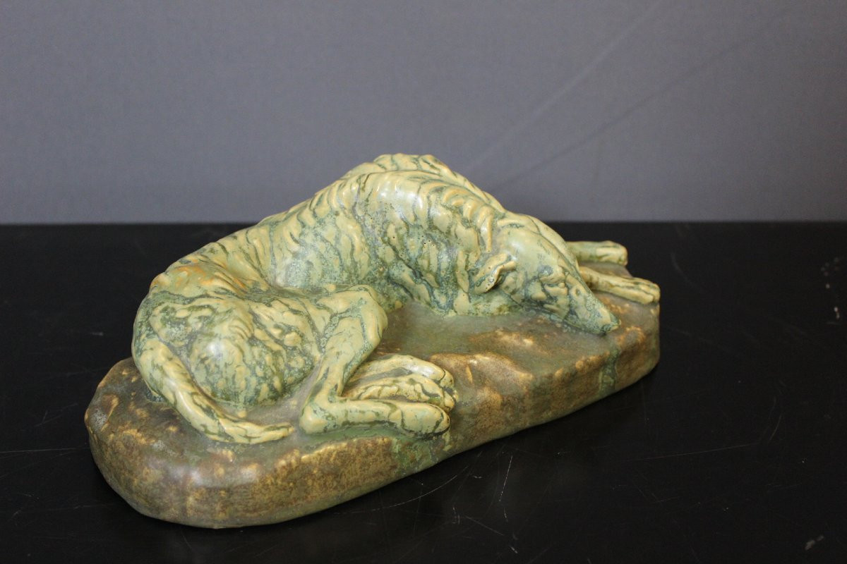 Chien Couché En Céramique , Pierrefonds Vers 1940-photo-2