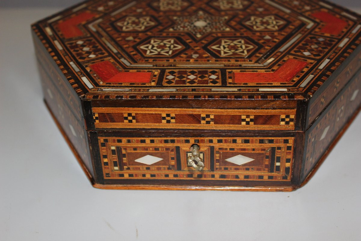 Coffret Syrien Hexagonale En Marqueterie Vers 1920-photo-2