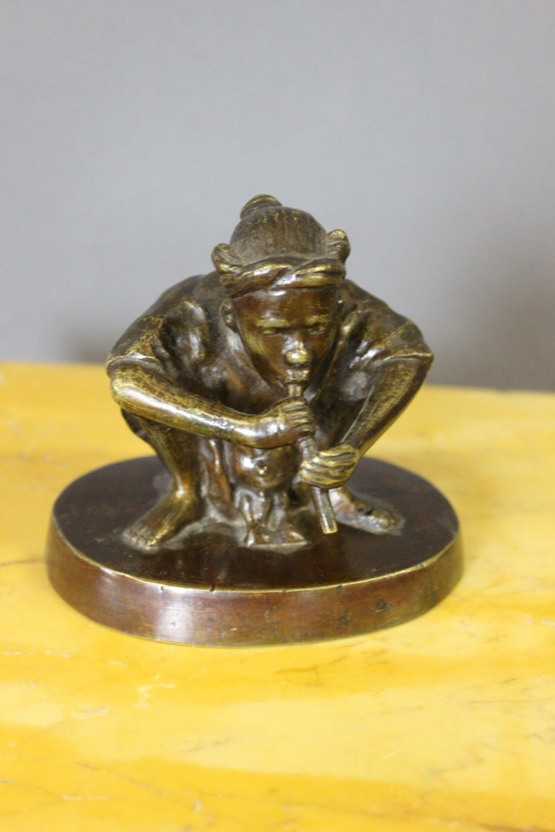 Indochinese Bronze Depicting A Flute Player Circa 1900-photo-4