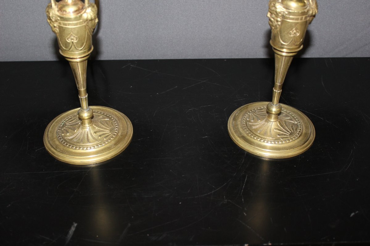 Paire de bougeoirs en bronze  montées en lampe vers 1880-photo-1