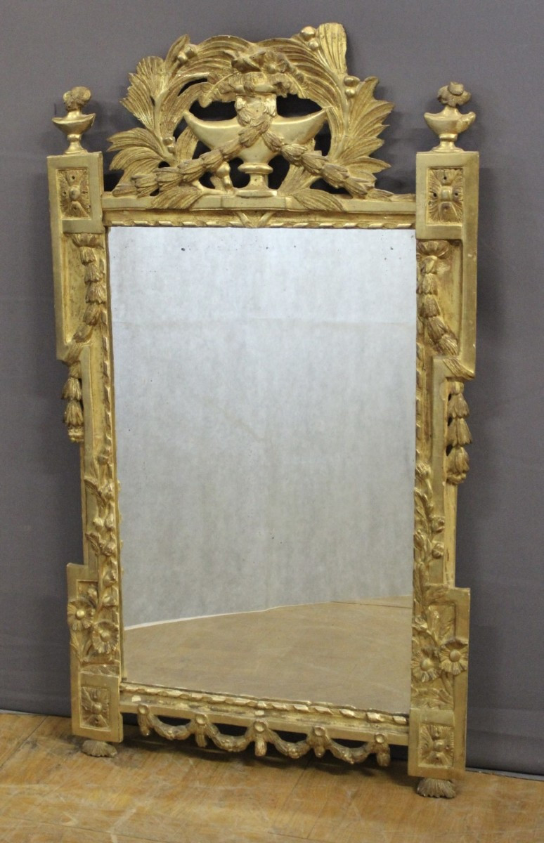 Louis XVI Mirror In Gilded Wood 18th Century