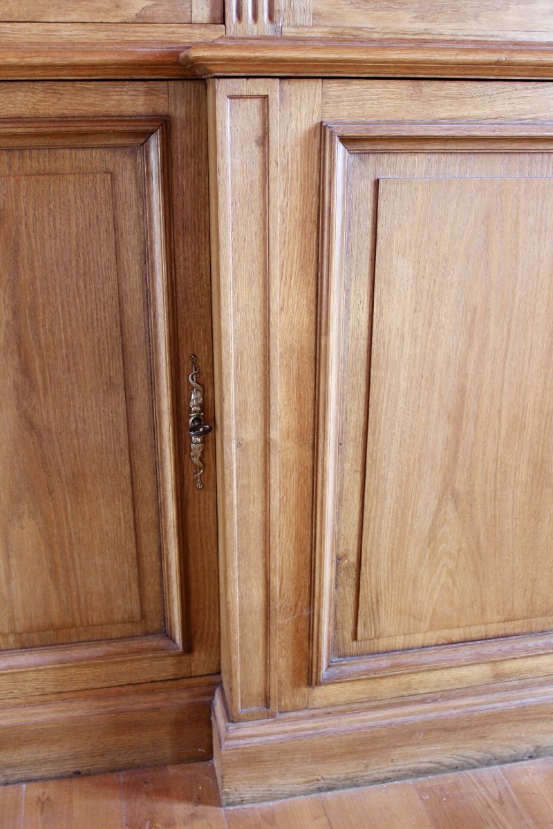 Bibliothèque en Chêne Clair à ressaut vers 1900-photo-5