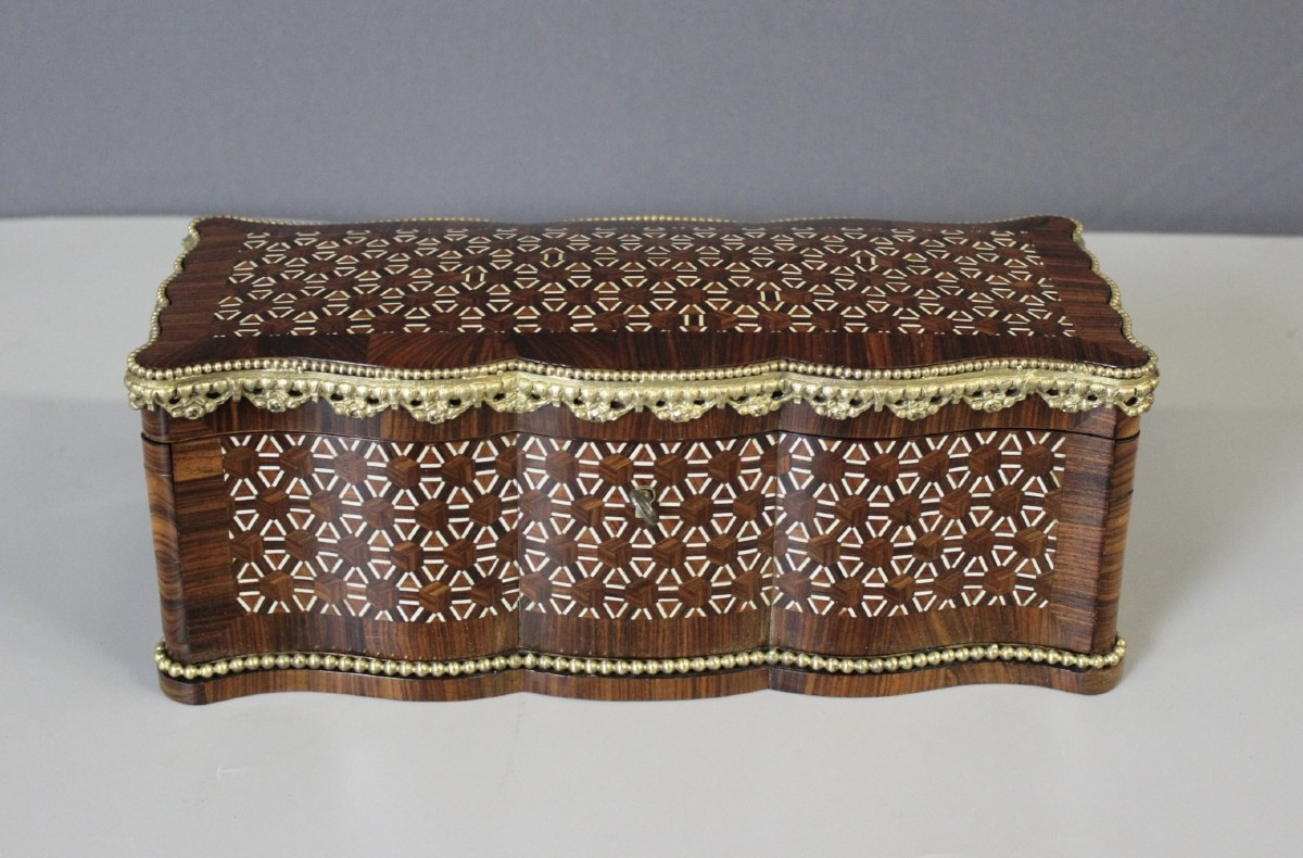 Coffret Napoléon III en palissandre et bronze vers 1880