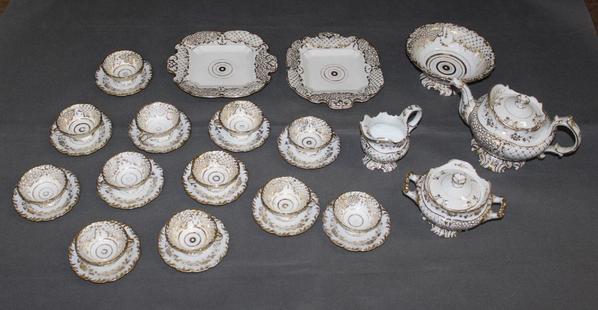 Service à Café ou Thé en Porcelaine de Paris XIX