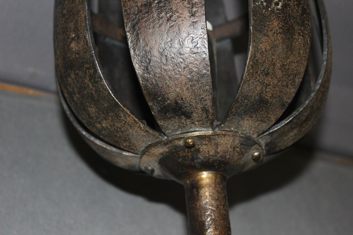 Paire d'appliques en Fer Forgé de Style Médiéval signé Rakoulal-photo-2