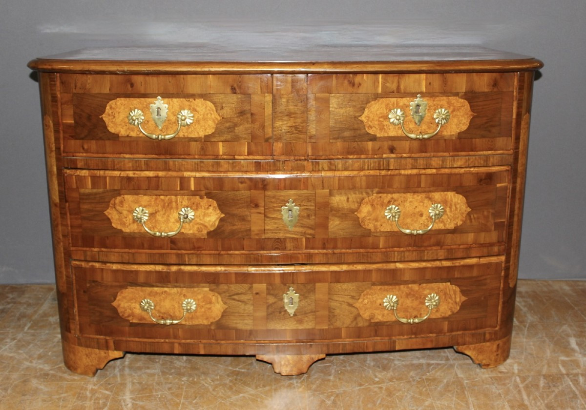 Commode Louis XIV Bombée en Marqueterie XVIIIe