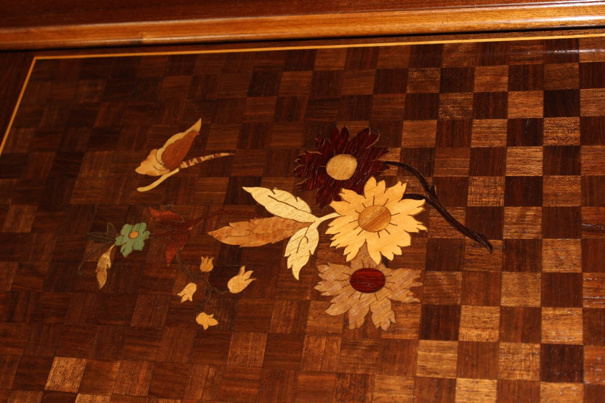 Suite de Quatre Tables Gigognes en Marqueterie de Fleurs vers 1900-photo-5
