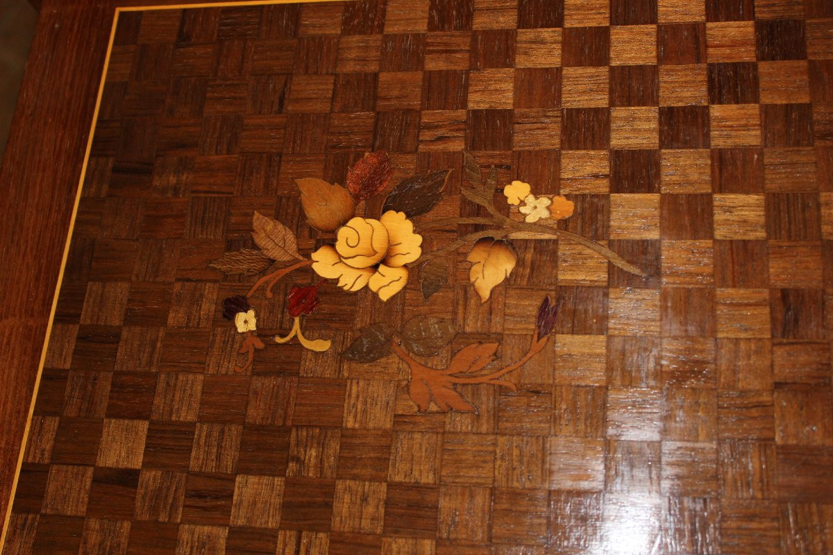 Suite de Quatre Tables Gigognes en Marqueterie de Fleurs vers 1900-photo-7