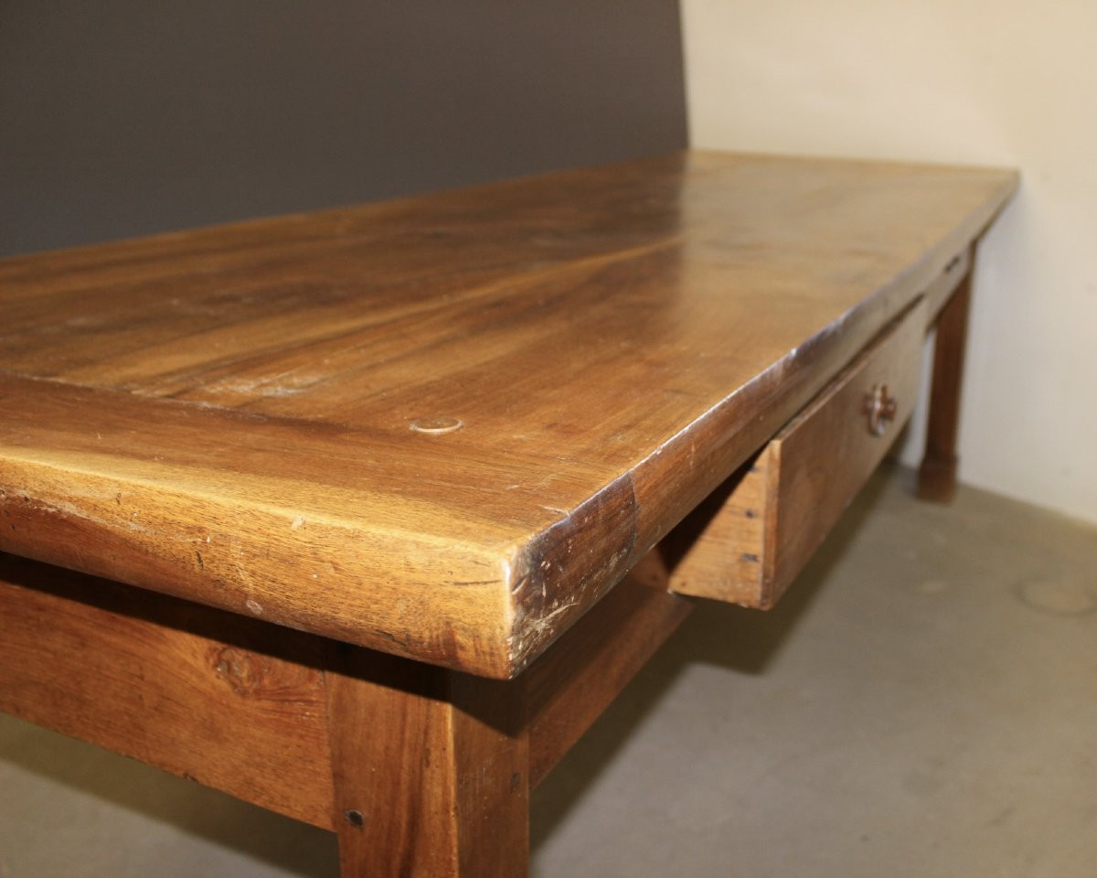 Farmhouse Table In Walnut-photo-7
