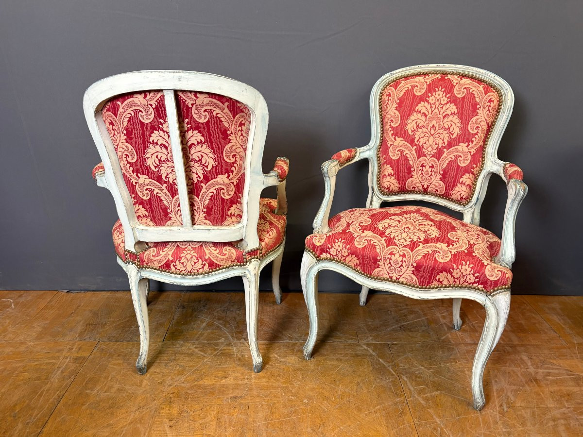 Pair Of Louis XV Style Polychrome Beech Cabriolets-photo-2