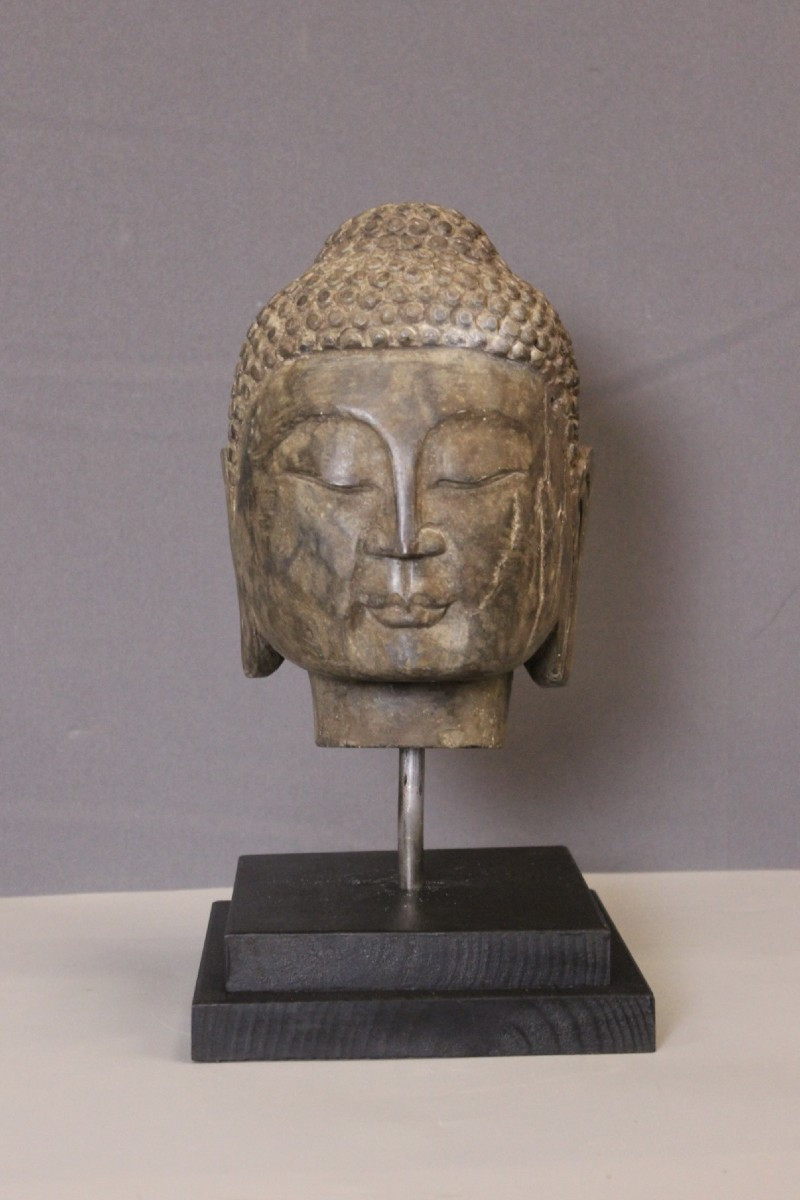 Tête de Bouddha en Pierre XIX