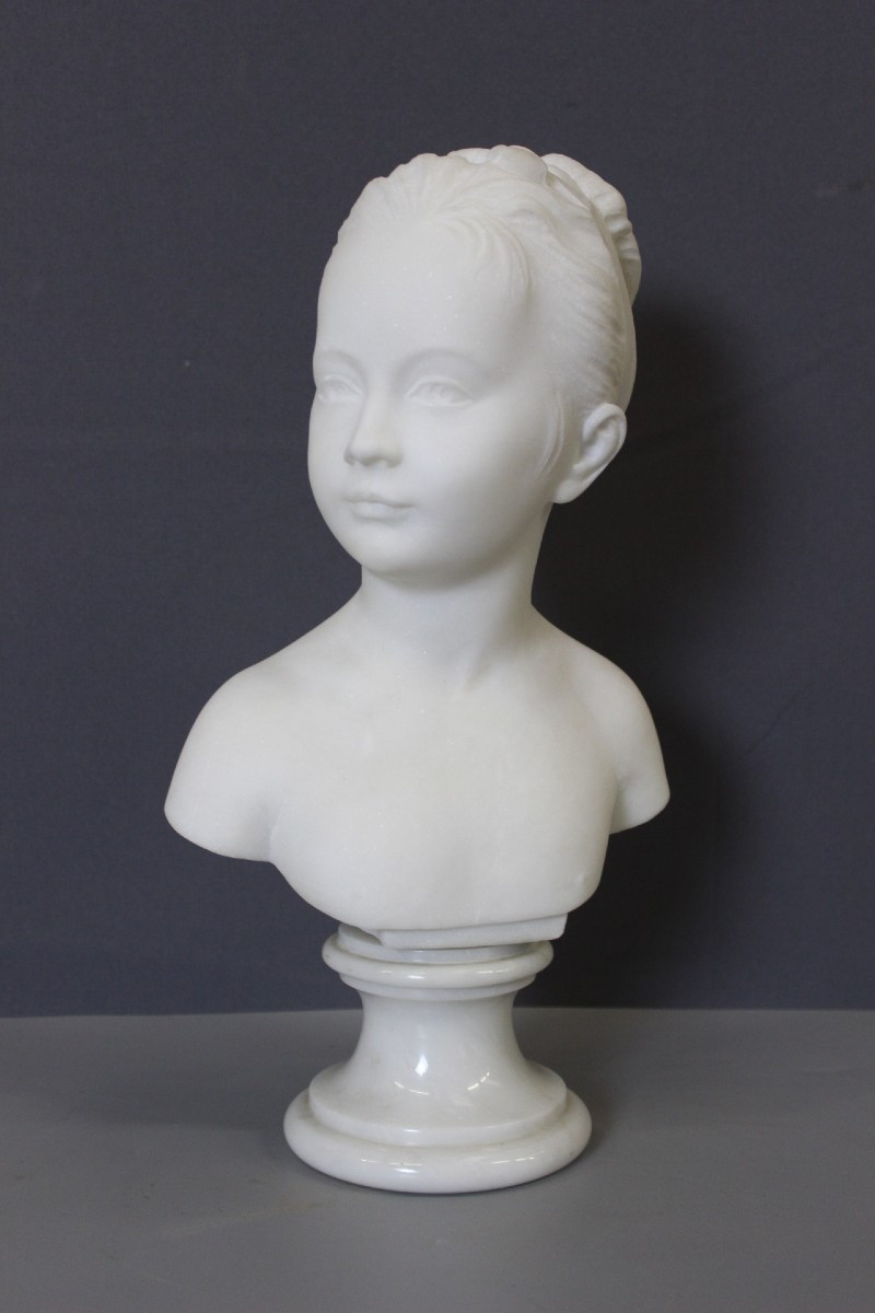 Buste de jeune Femme , Marie Louise Brongniart , en Marbre de Carrare vers 1900