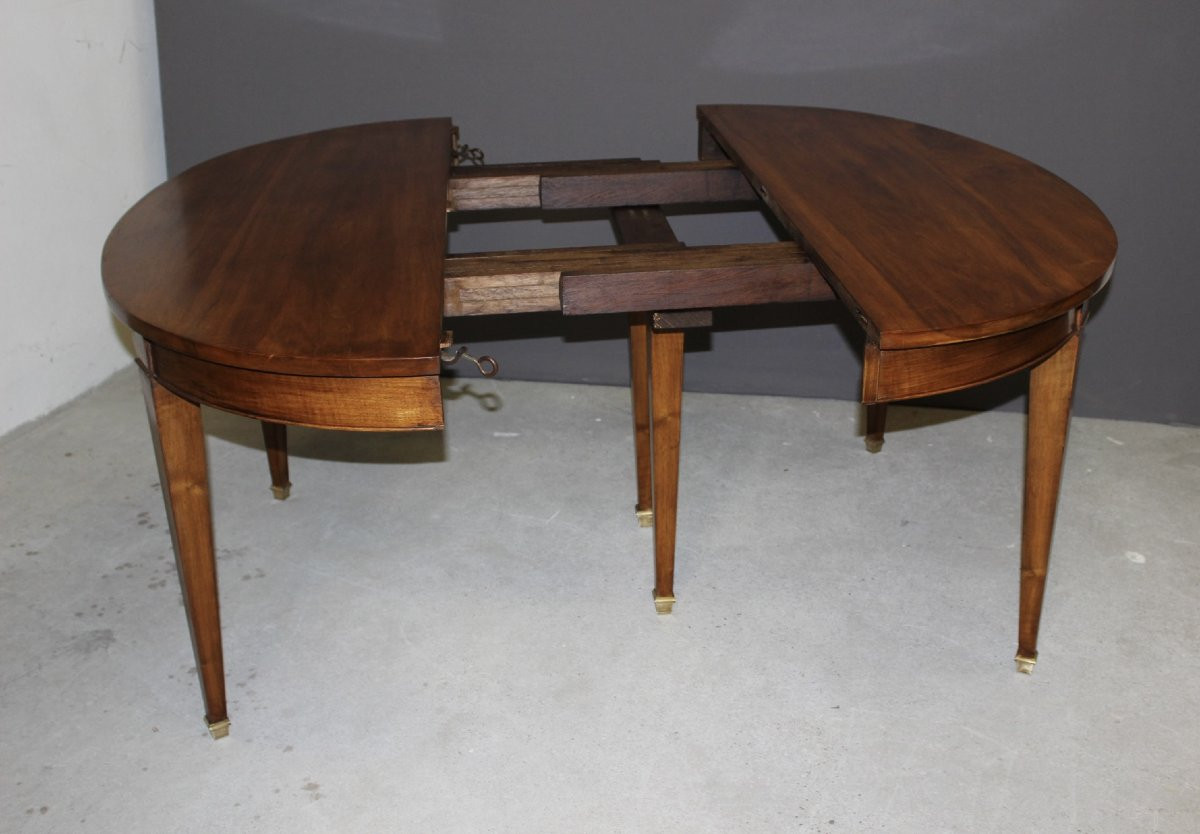 Restoration Walnut Belt Table With Three Walnut Leaves 19th Century-photo-3