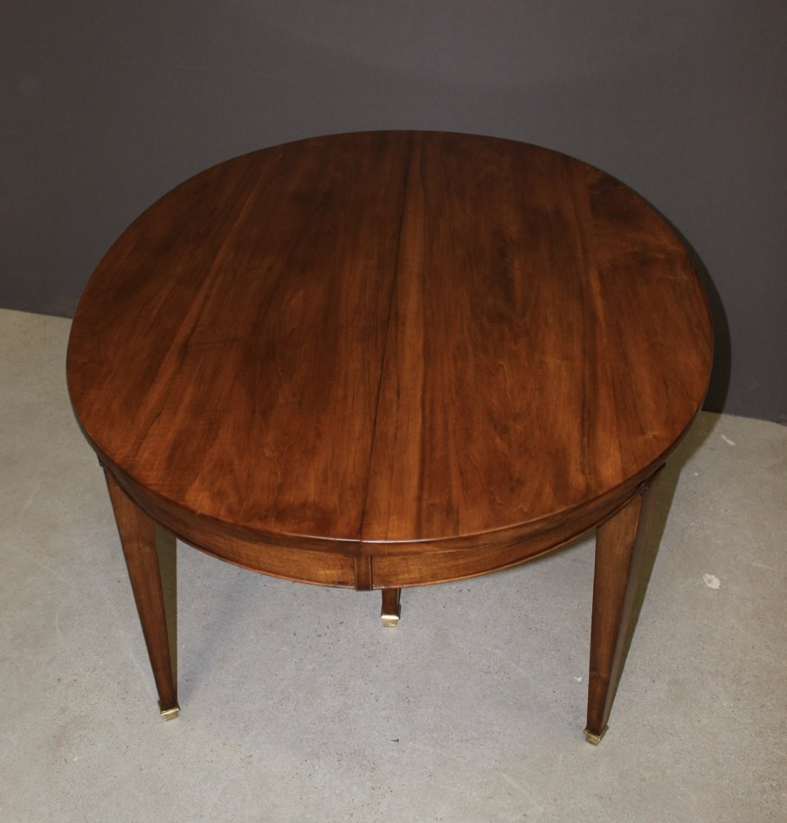 Restoration Walnut Belt Table With Three Walnut Leaves 19th Century-photo-2