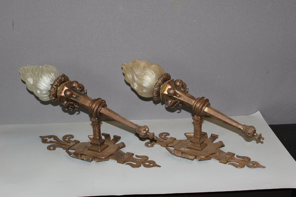 Pair Of Gothic Wrought-iron Wall Sconces, Circa 1900-photo-3