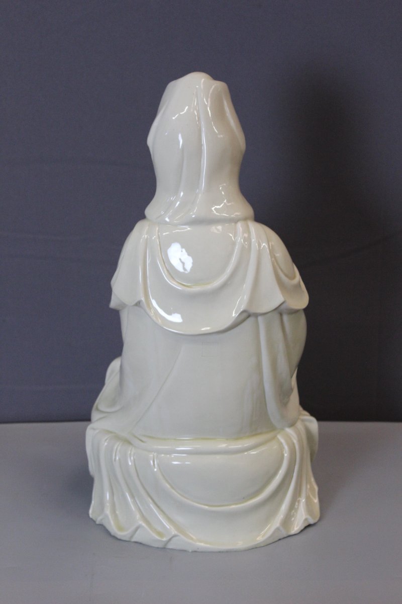 Chinese White, Guanyin Seated On A Lotus Flower, 20th Century-photo-5