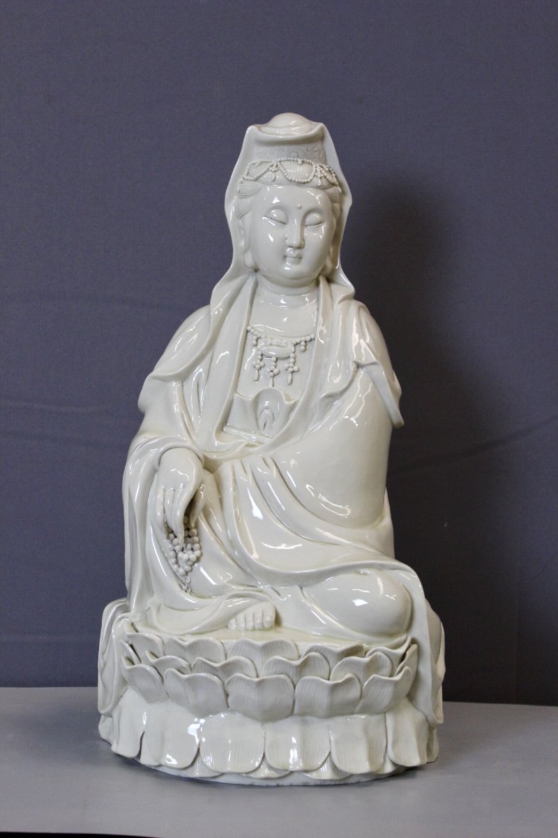 Chinese White, Guanyin Seated On A Lotus Flower, 20th Century