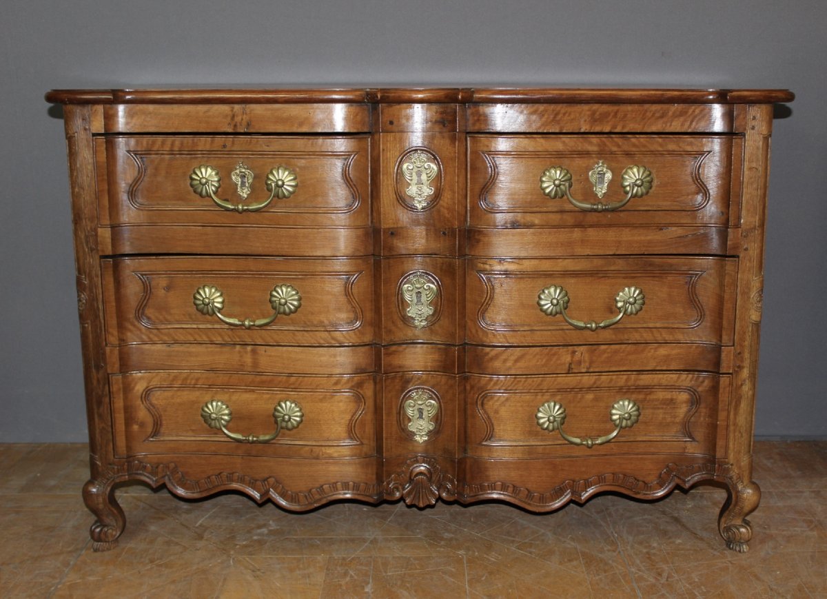 Commode Arbalète Louis XV en noyer et Merisier XVIIIe